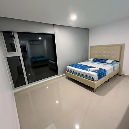 Hermoso Penthouse 360 Frente Al Mar Caribe Apartamento